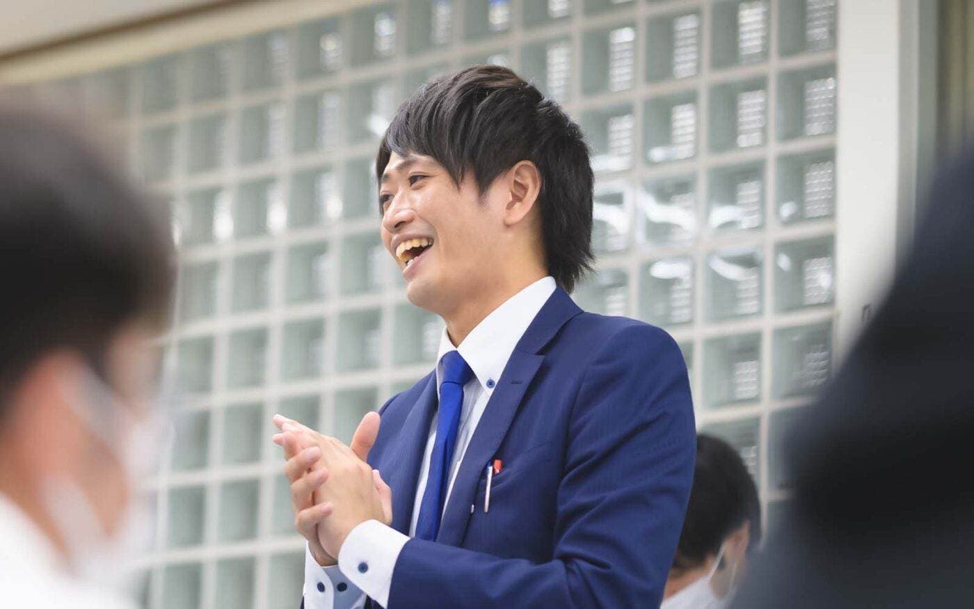 塾の講師